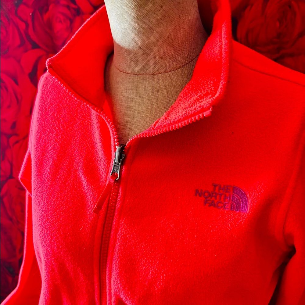 The North Face Vibrant Red Ski Jacket jr kids